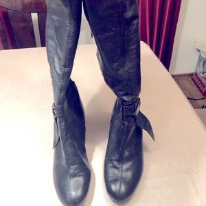 Aerosols very soft Brazilian leather boots Size 7.5